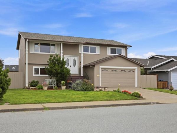 407 Saint Joseph Avenue, Half Moon Bay, CA 94019