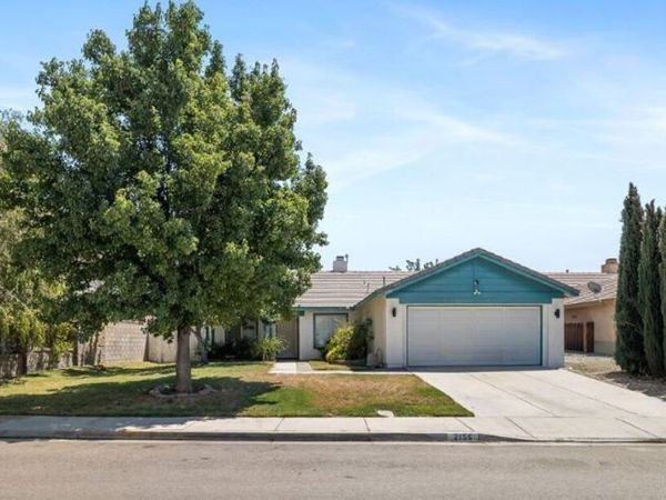 2156 Knollwood Court, Rosamond, CA 93560