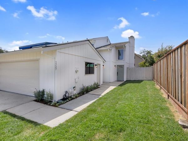1727 Foster Court, Santa Cruz, CA 95062