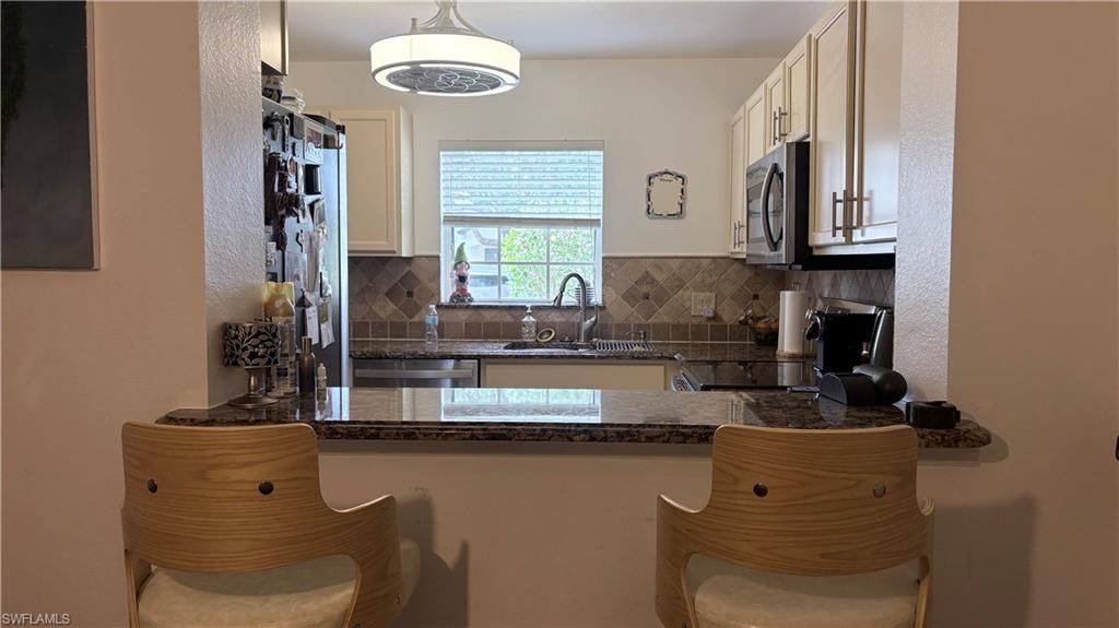 9064 Gervais Cir, Unit 105, Naples, FL 34120 Photo