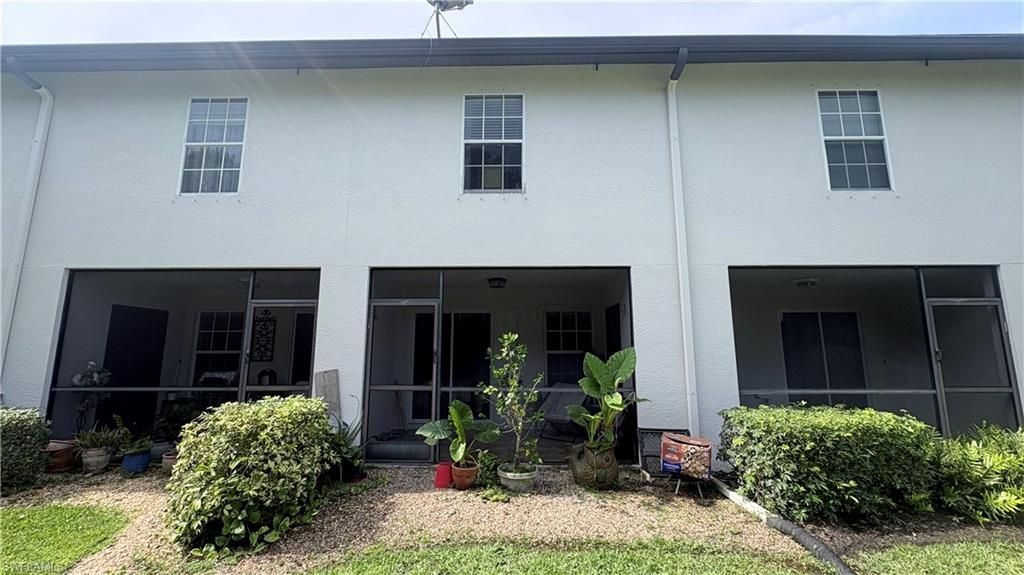9064 Gervais Cir, Unit 105, Naples, FL 34120 Photo