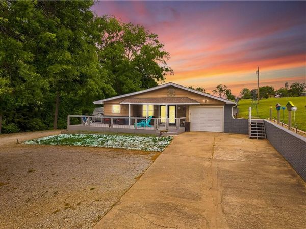 143 Lake Viking Terrace, Gallatin, MO 64640