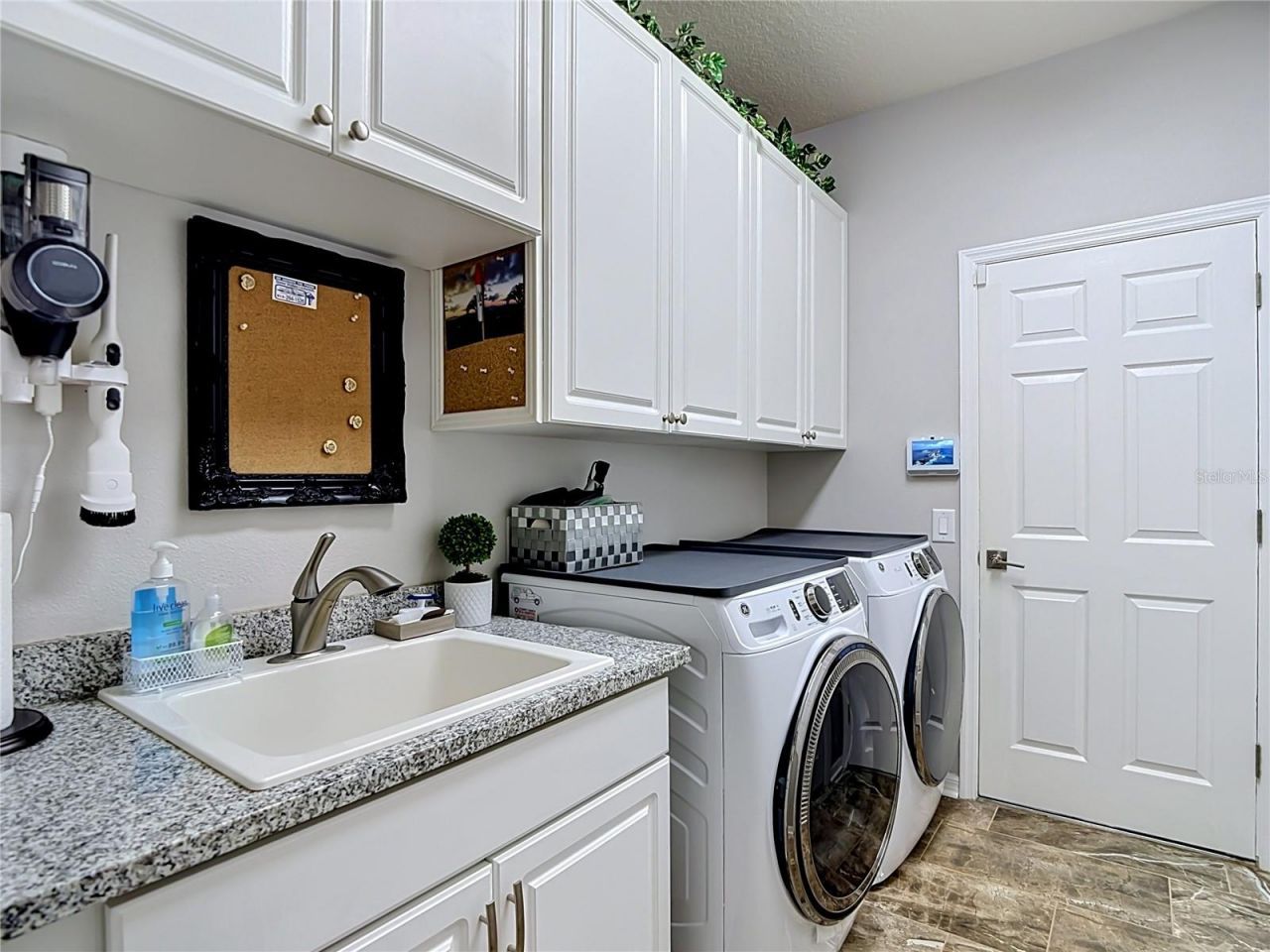 19128 Centre Rose Boulevard, Lutz, FL 33558 Photo