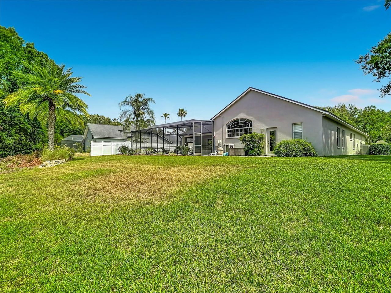 19128 Centre Rose Boulevard, Lutz, FL 33558 Photo