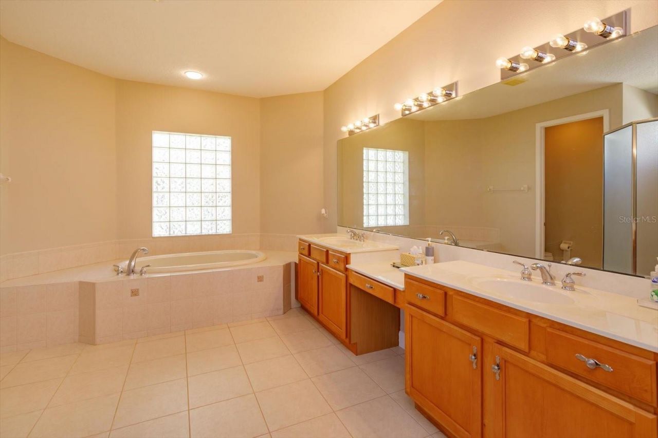 3529 King George Drive, Orlando, FL 32835 Photo