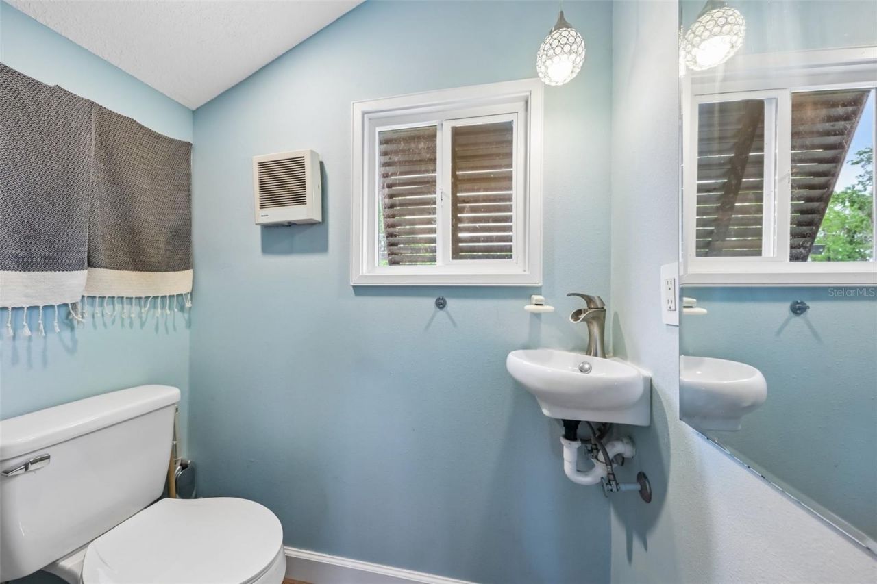 24521 Snail Road , Astor, FL 32102 Photo