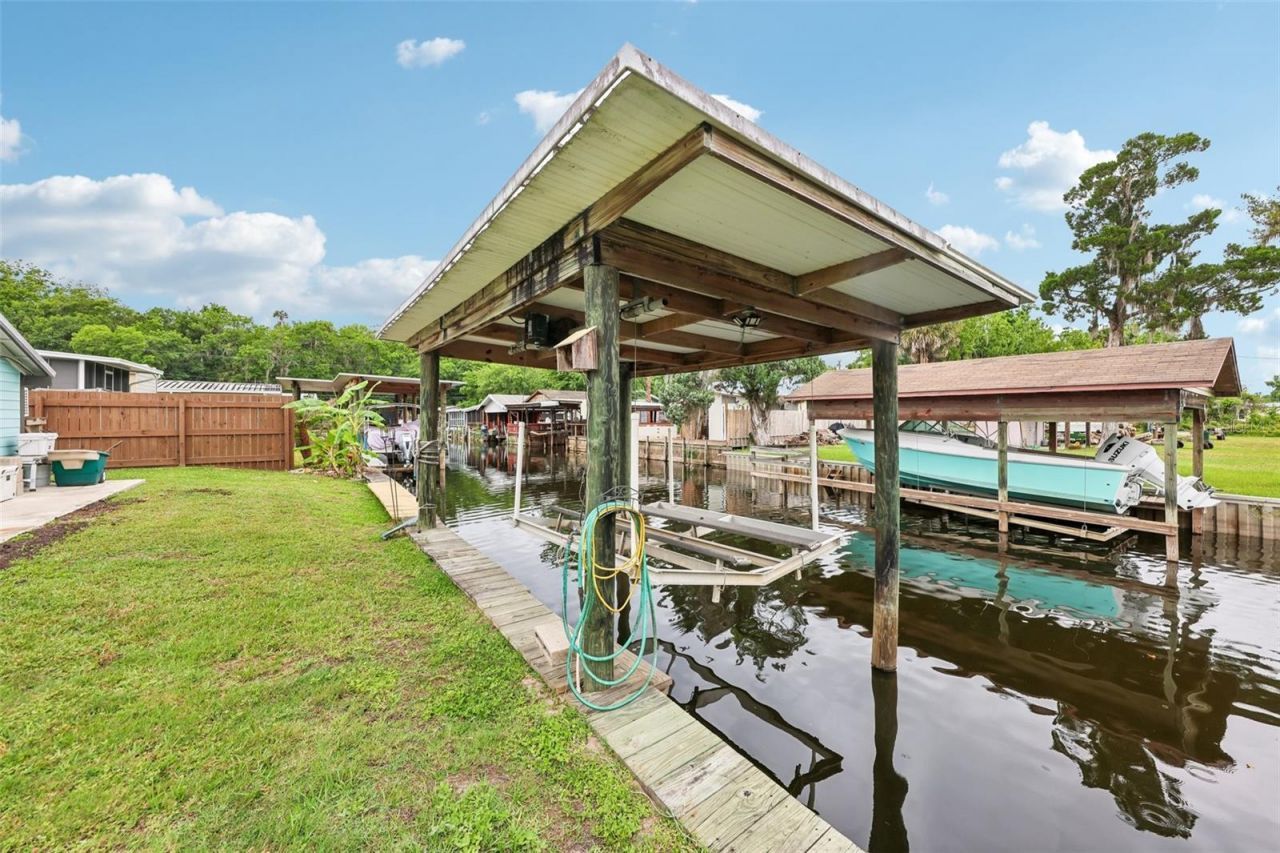24521 Snail Road , Astor, FL 32102 Photo