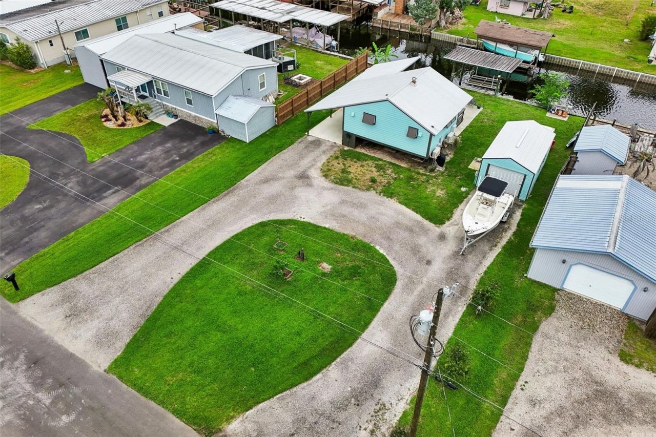 24521 Snail Road , Astor, FL 32102 Photo