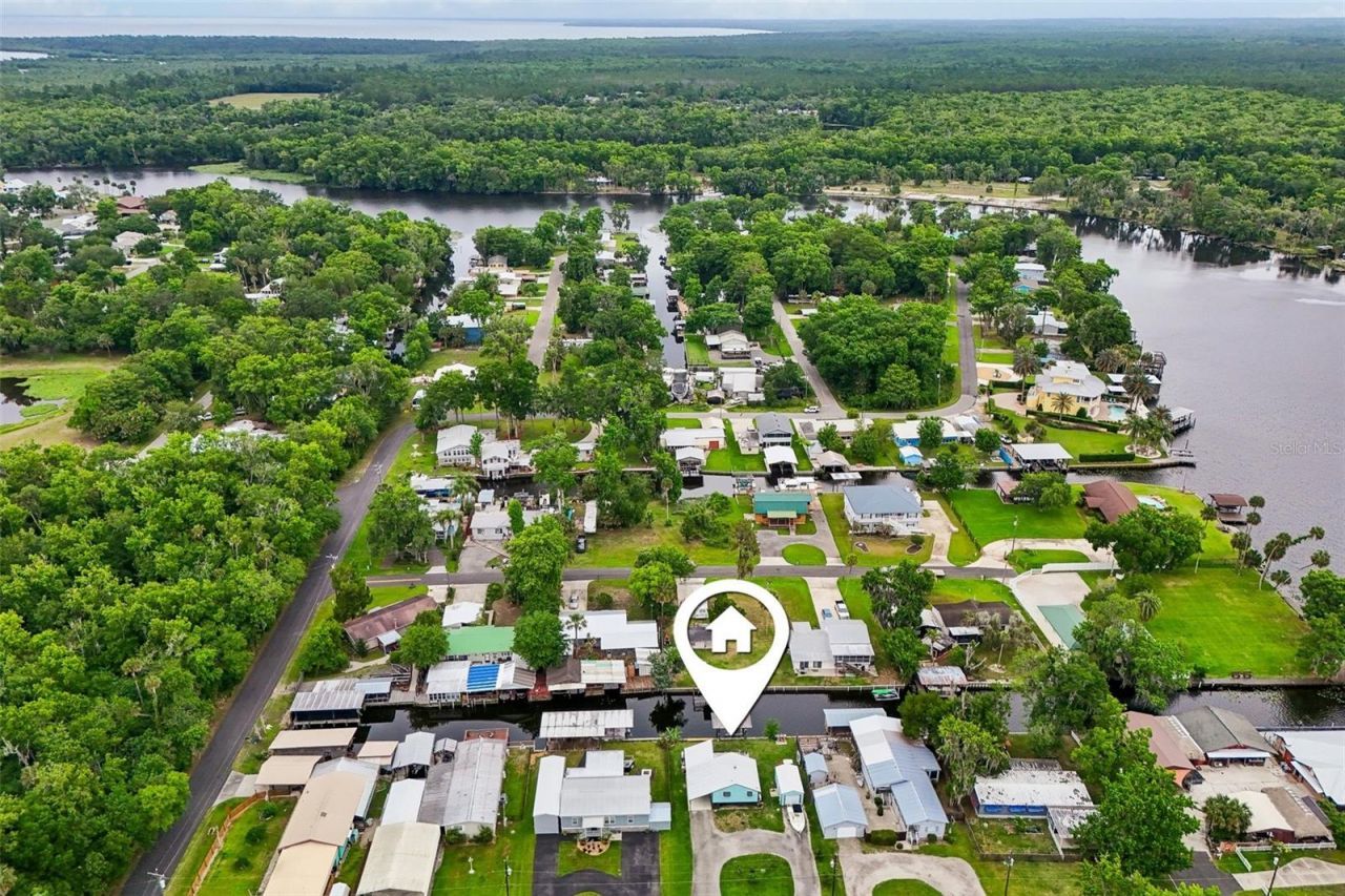 24521 Snail Road , Astor, FL 32102 Photo