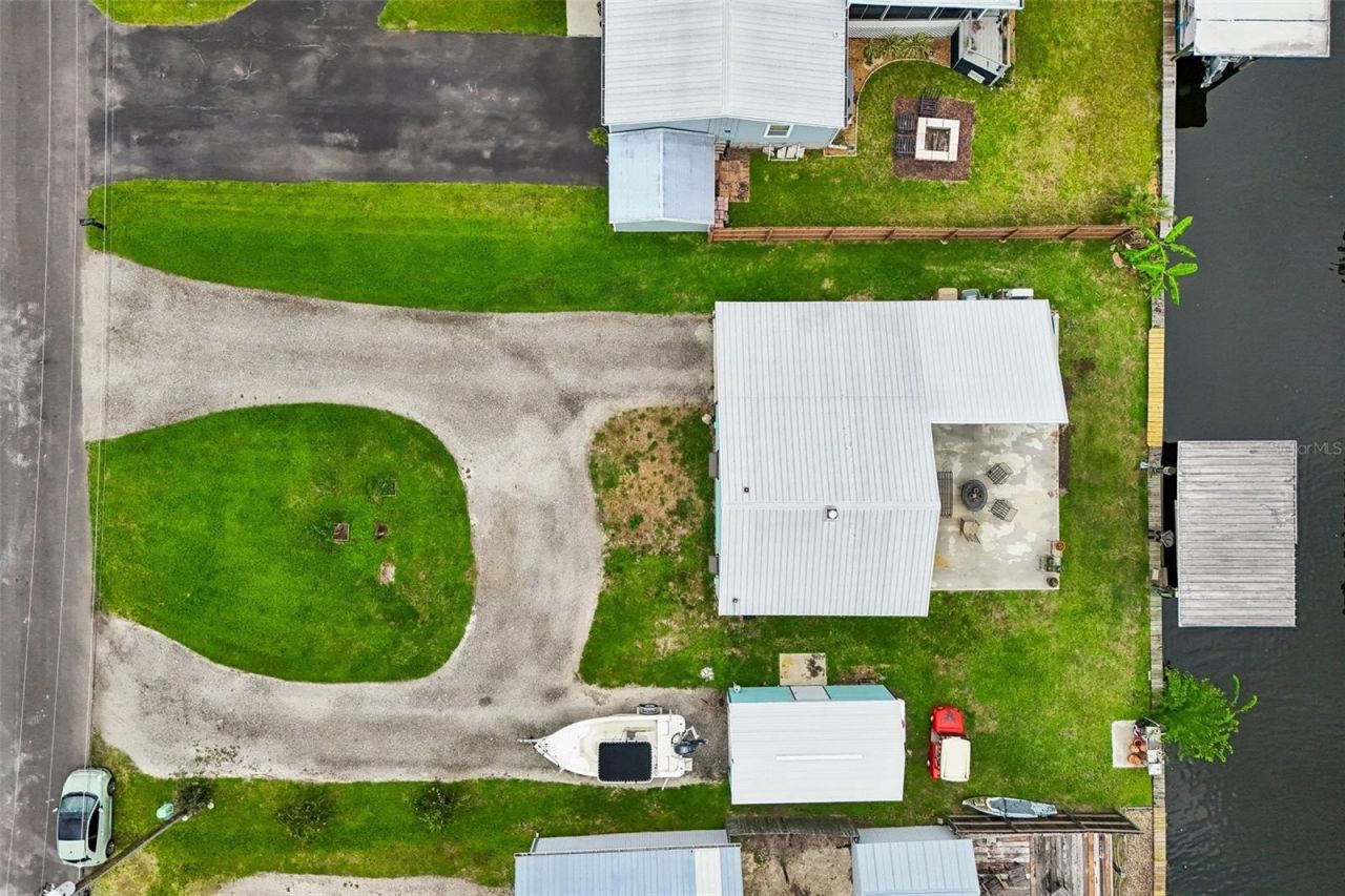 24521 Snail Road , Astor, FL 32102 Photo