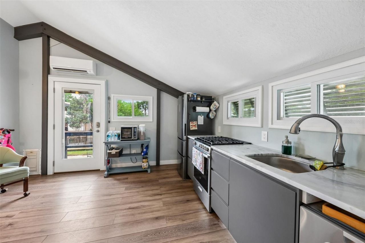 24521 Snail Road , Astor, FL 32102 Photo