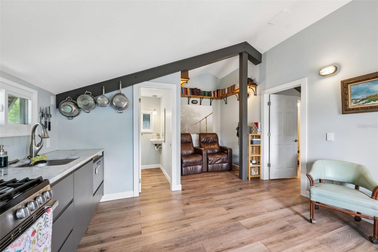 24521 Snail Road , Astor, FL 32102 Photo