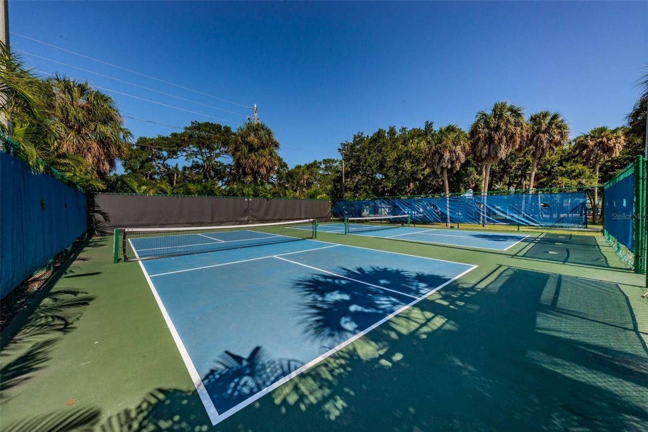 516 Harbor Drive N, Indian Rocks Beach, FL 33785 Photo