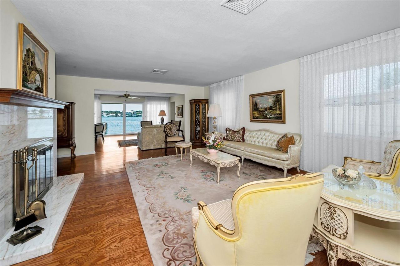 516 Harbor Drive N, Indian Rocks Beach, FL 33785 Photo