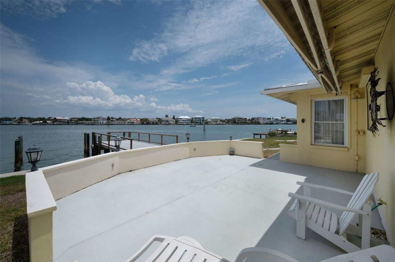 516 Harbor Drive N, Indian Rocks Beach, FL 33785 Photo