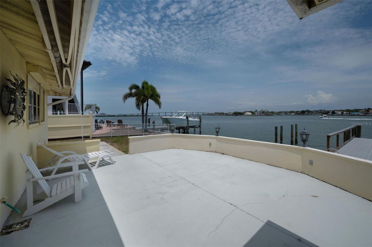 516 Harbor Drive N, Indian Rocks Beach, FL 33785 Photo