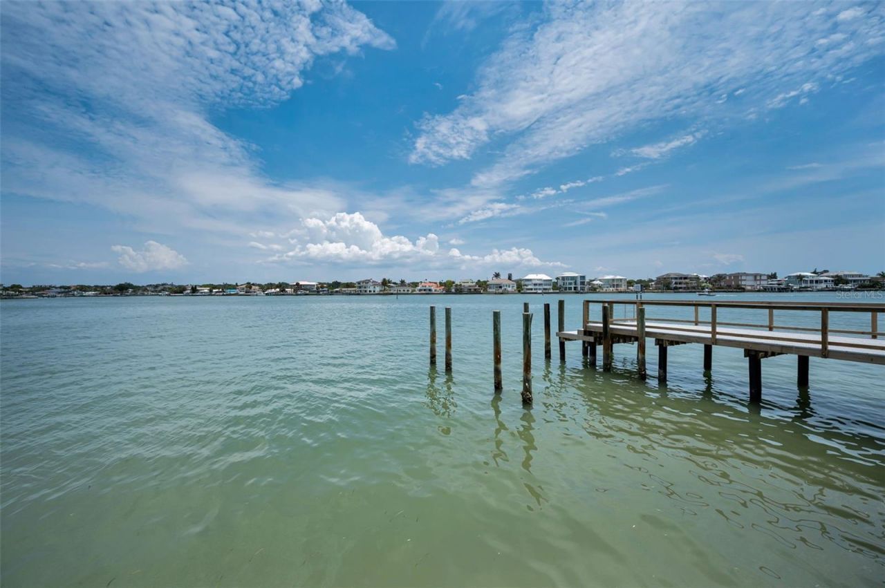 516 Harbor Drive N, Indian Rocks Beach, FL 33785 Photo