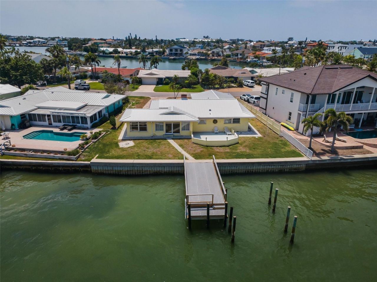516 Harbor Drive N, Indian Rocks Beach, FL 33785 Photo