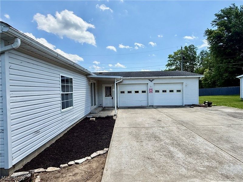 17 Stevy Lane, Frazeysburg, OH 43822 Photo 3