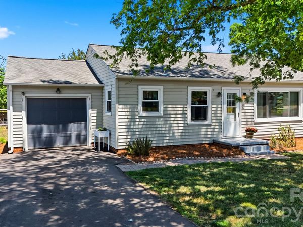 122 SETTLEMYRE Road , Morganton, NC 28655