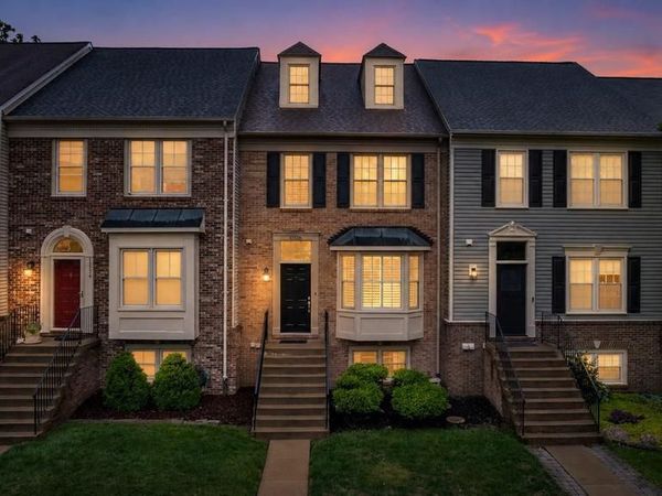 43576 BLACKSMITH SQUARE, ASHBURN, VA 20147