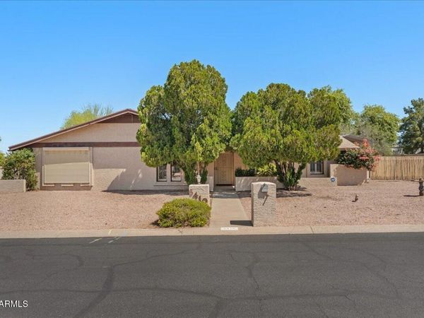 6410 E June Street, Mesa, AZ 85205