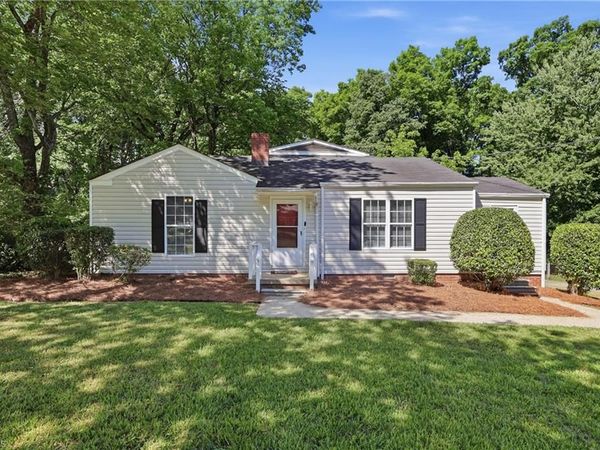 2627 Stratford Drive, Greensboro, NC 27408