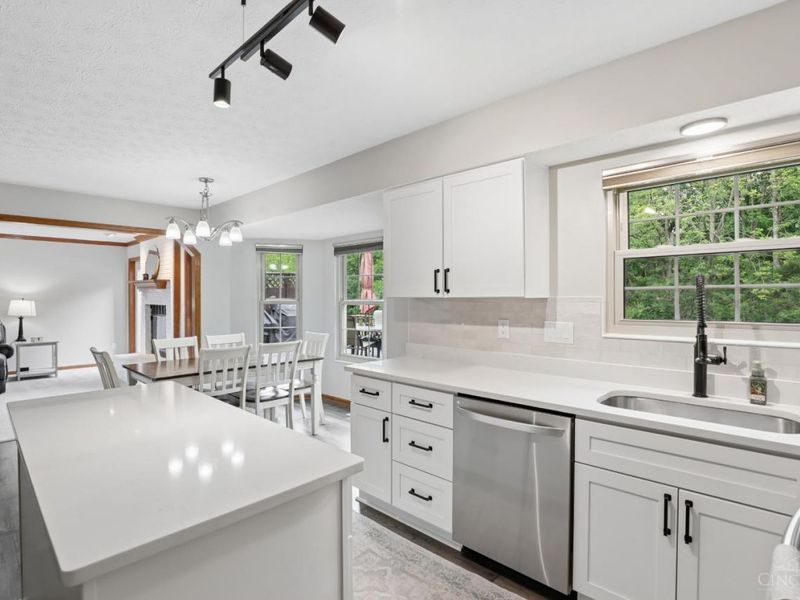 6594 Countryside Trail, Liberty Township, OH 45044 Photo 7