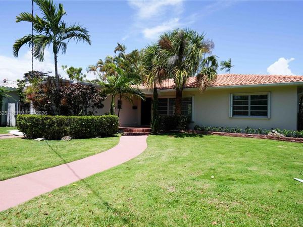 475 S Shore Dr, Miami Beach, FL 33141