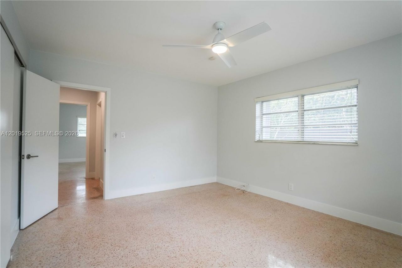 475 S Shore Dr, Miami Beach, FL 33141 Photo
