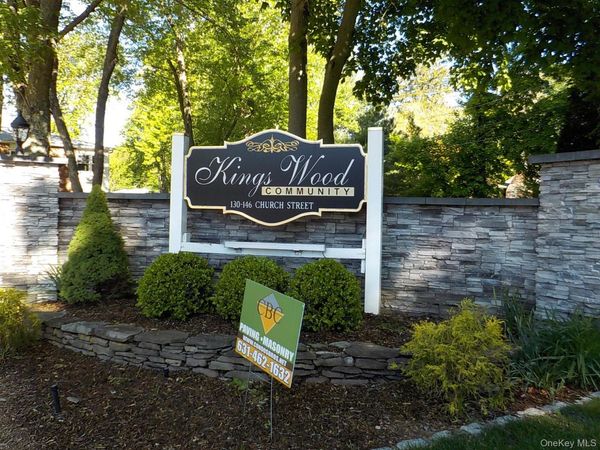 134-02 CHURCH Street , Unit 2D, Kings Park, NY 11754