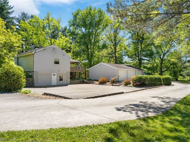 5030 Manchester Road, Akron, OH 44319 Photo 2