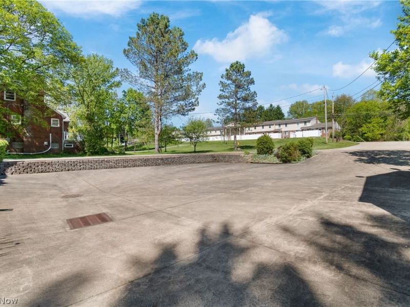 5030 Manchester Road, Akron, OH 44319 Photo 32