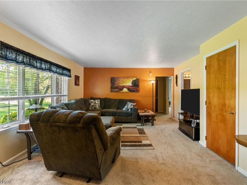 5030 Manchester Road, Akron, OH 44319 Photo 9