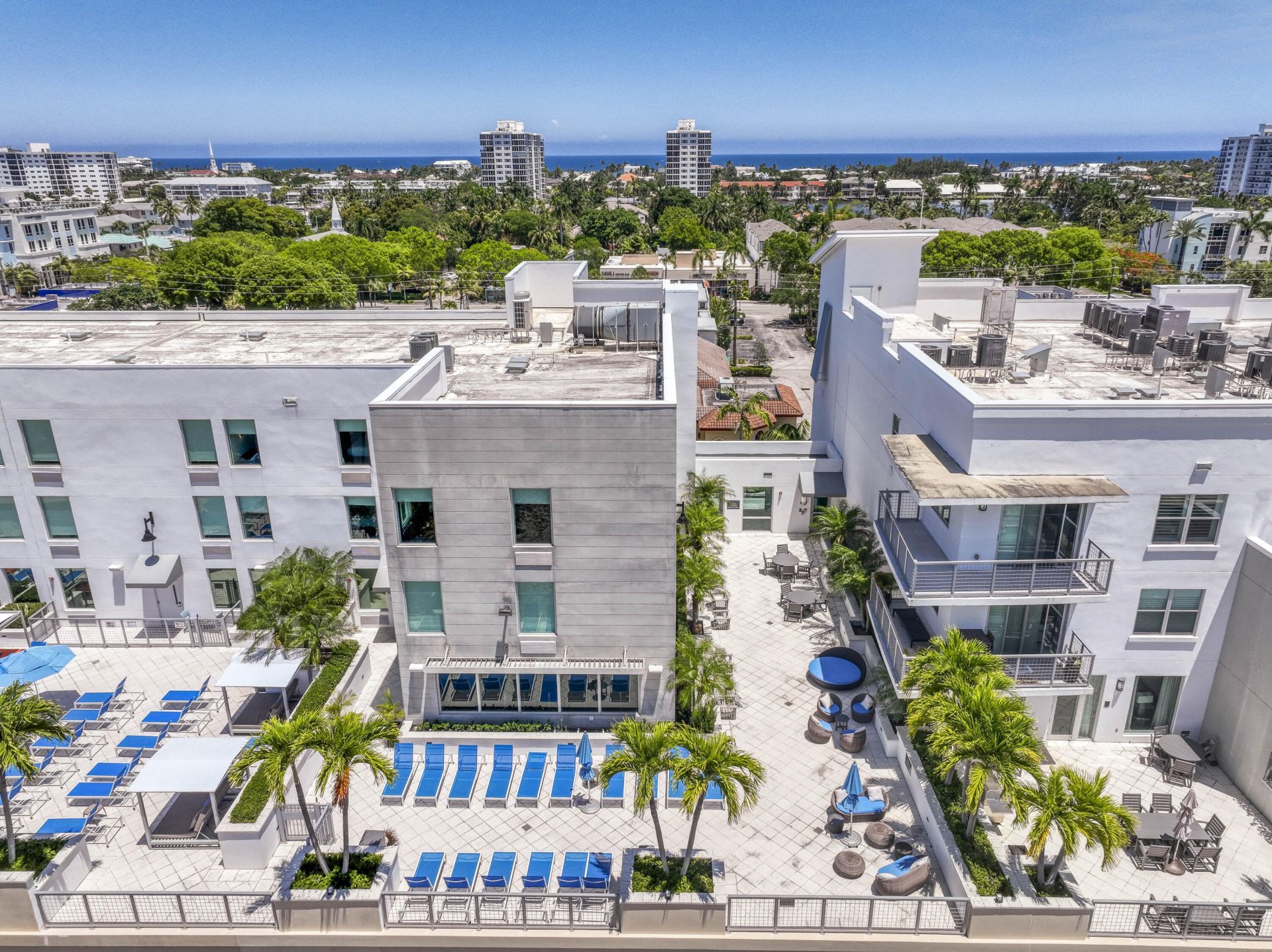 236 SE Fifth Avenue, Unit 205, Delray Beach, FL 33483 Photo