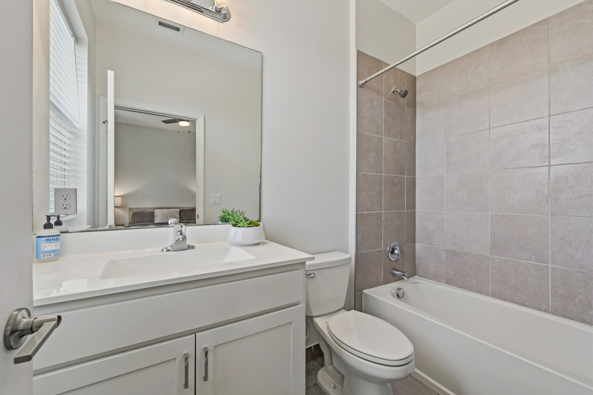 7705 NW Greenbank Circle, Port Saint Lucie, FL 34987 Photo