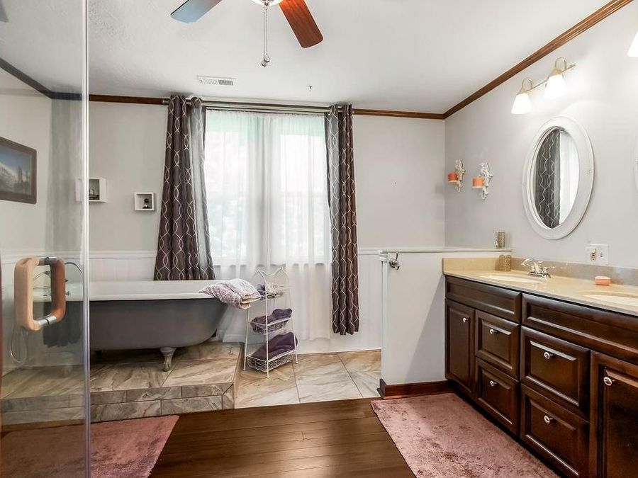 Property Image 29