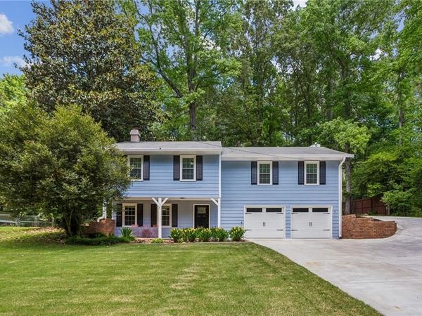 2672 Fairfield Drive SW, Marietta, GA 30064