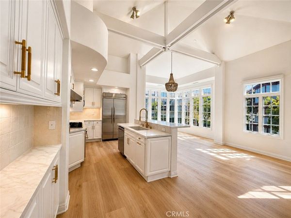 2545 Bungalow, Corona Del Mar, CA 92625