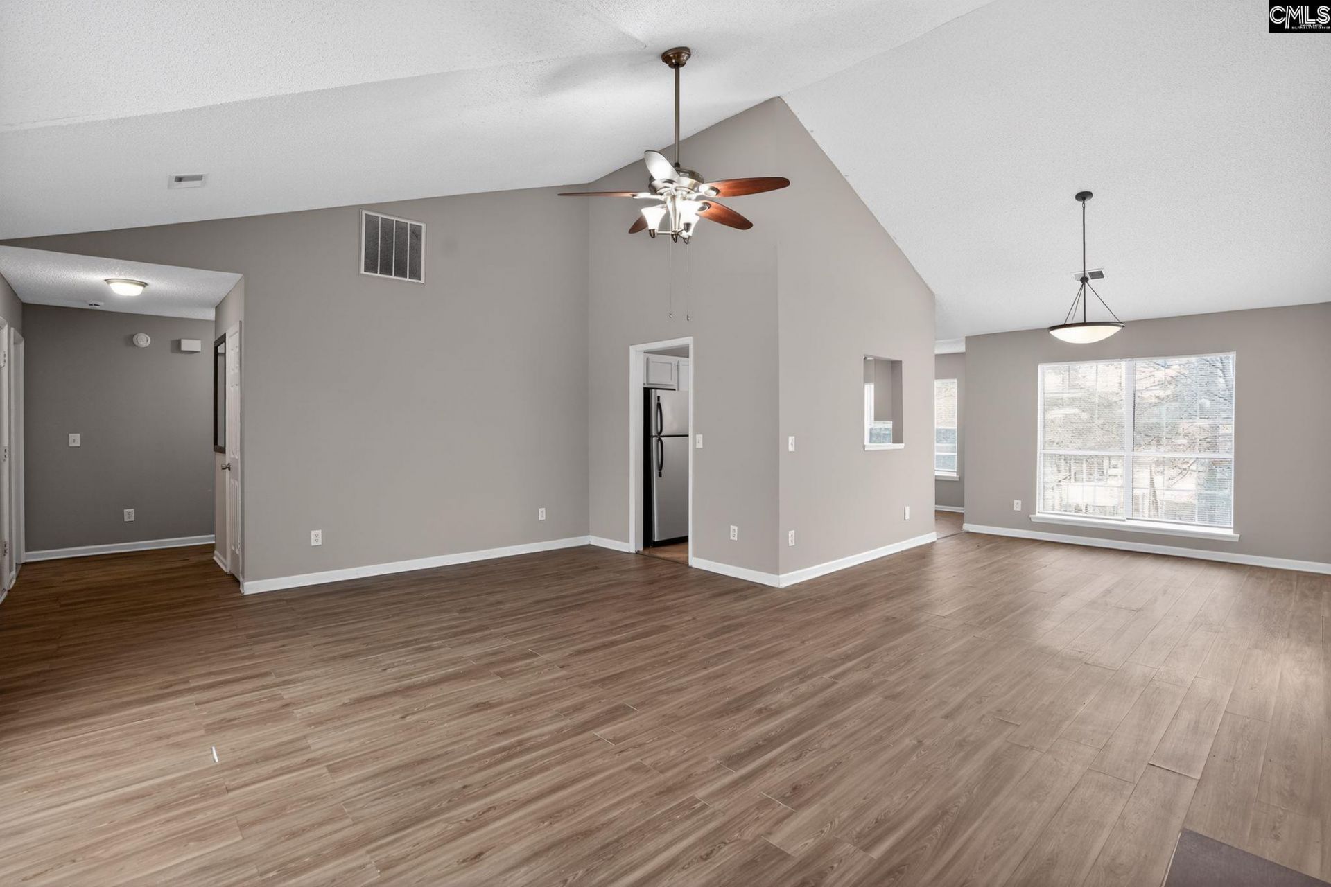 408 Thornfield Road  Photo 10