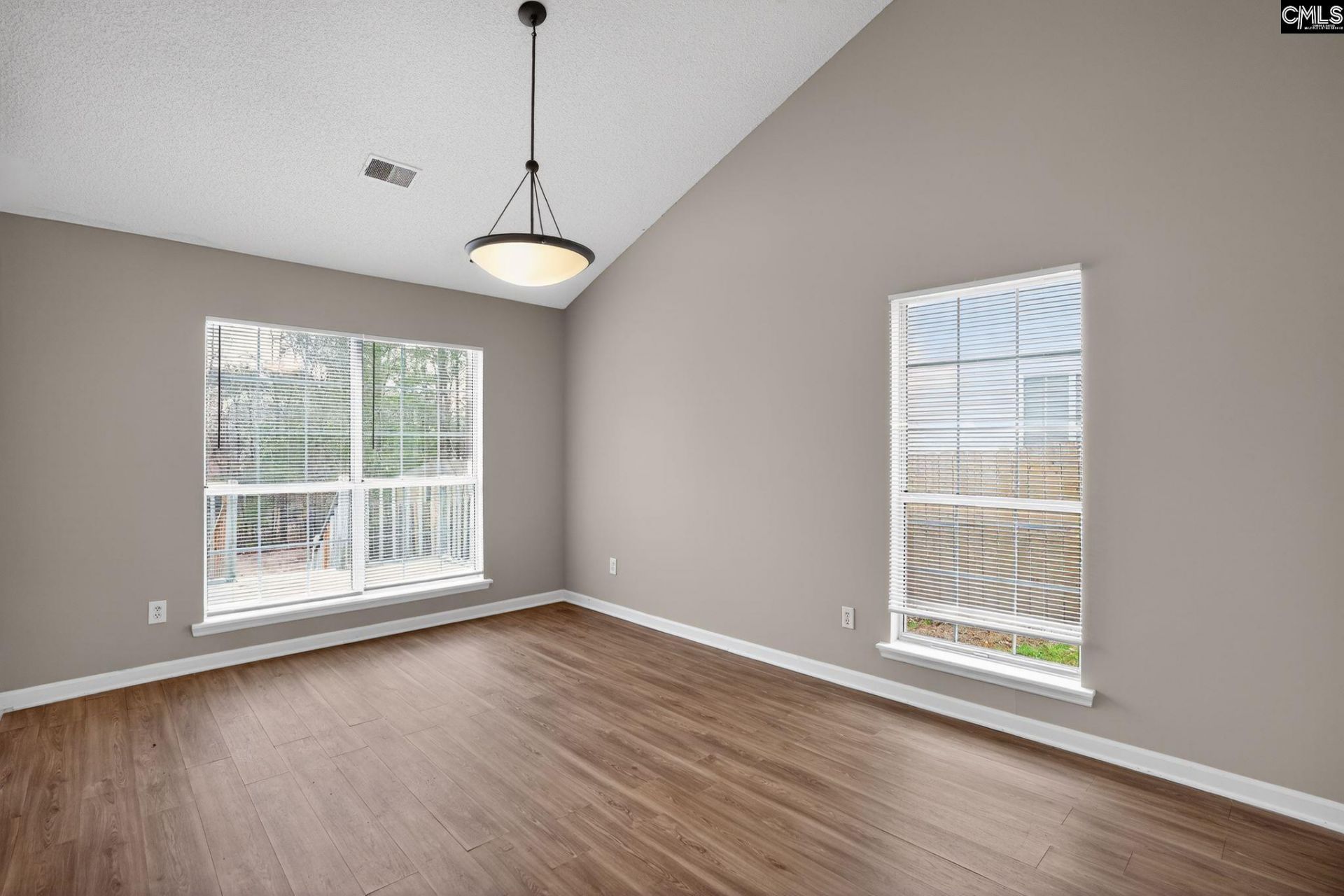 408 Thornfield Road  Photo 11