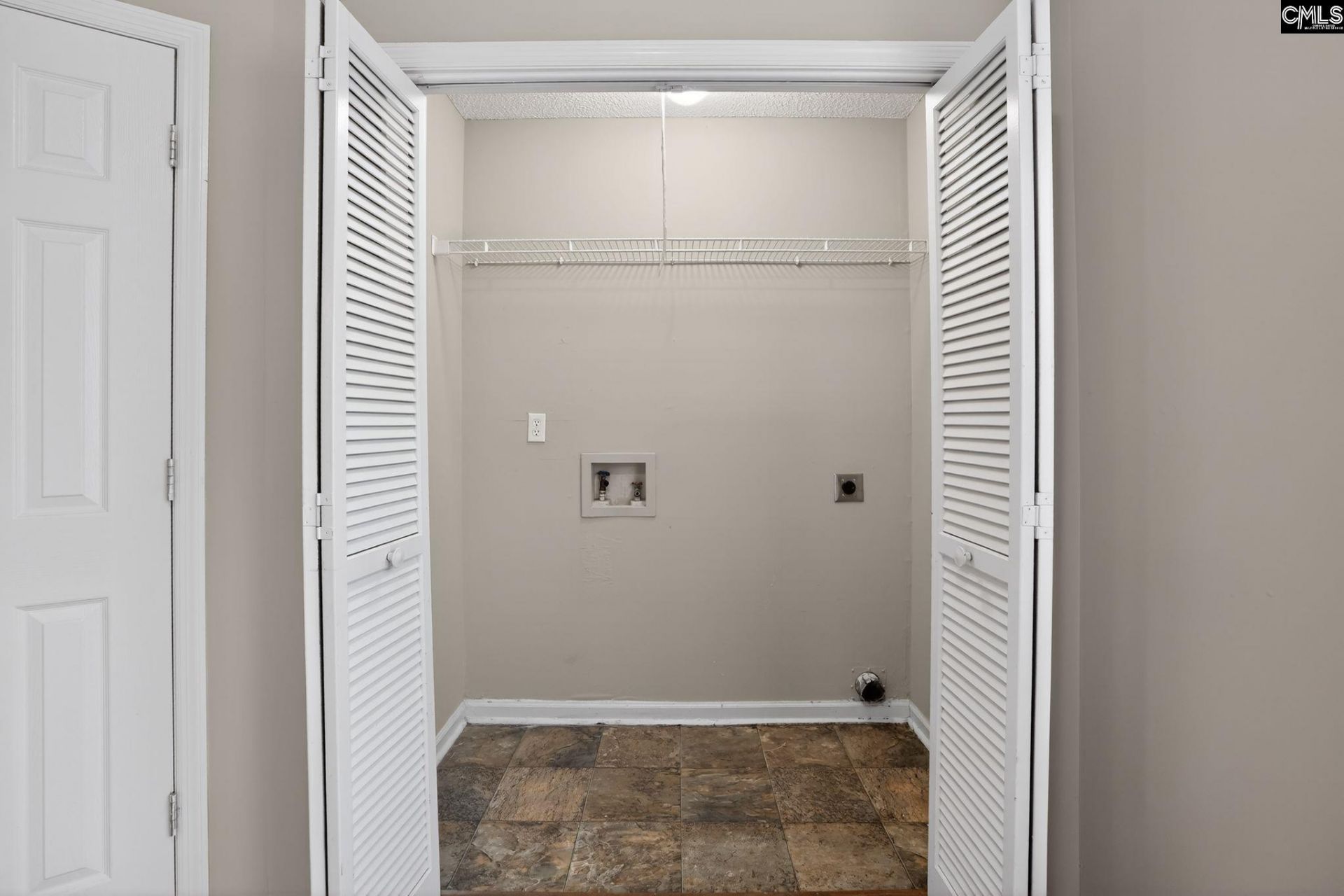 408 Thornfield Road  Photo 29
