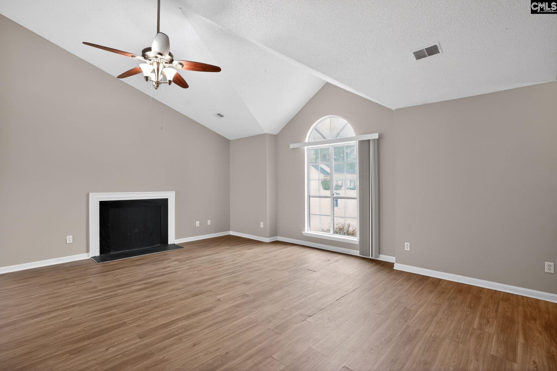 408 Thornfield Road  Photo 8