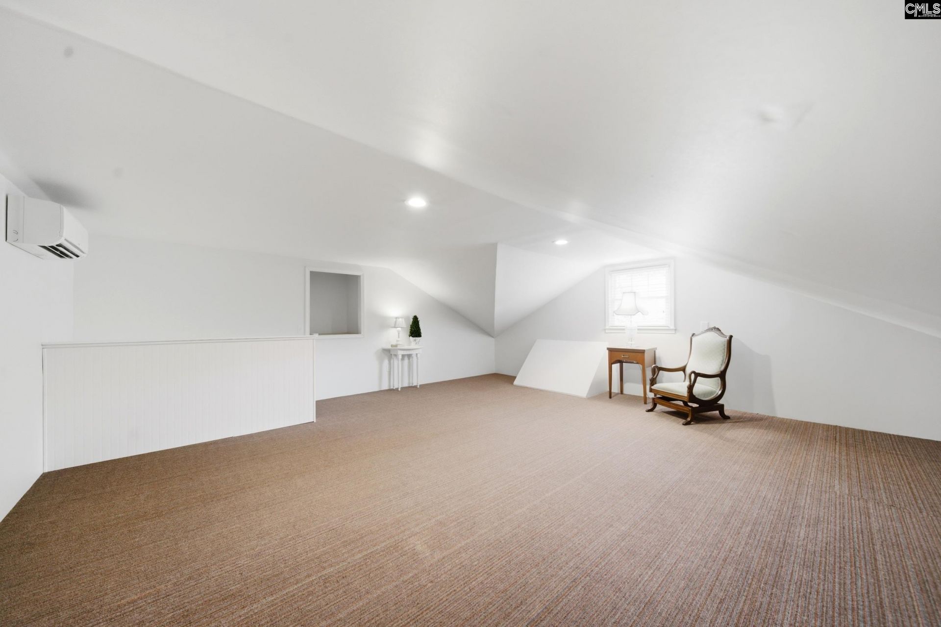 112 Pine Oak Drive Photo 15