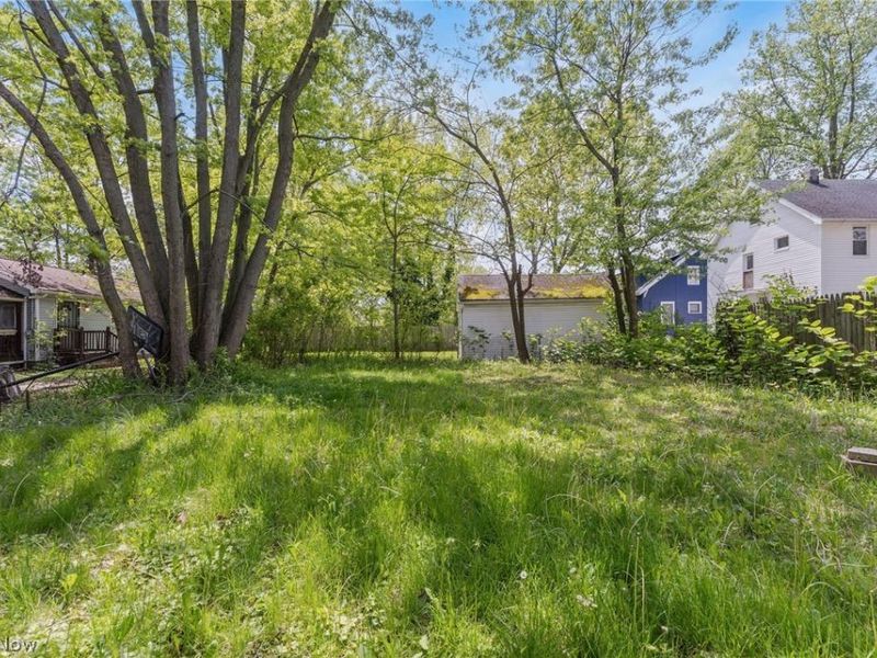 974 Lovers Lane, Akron, OH 44306 Photo 27