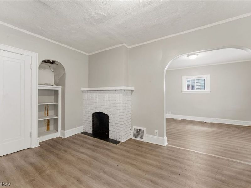 974 Lovers Lane, Akron, OH 44306 Photo 5