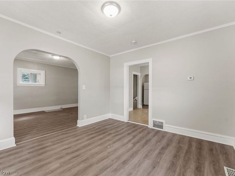 974 Lovers Lane, Akron, OH 44306 Photo 8