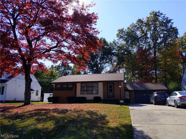 6402 Dora Boulevard , Independence, OH 44131