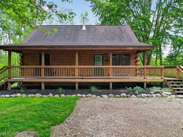 7782 Golf Club Road, Genoa Twp, MI 48843