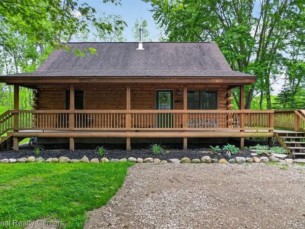 7782 Golf Club Road, Genoa Twp, MI 48843